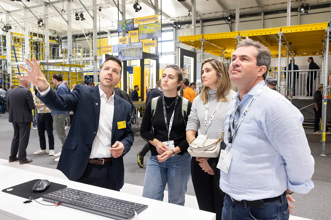 Reach global buyers banner