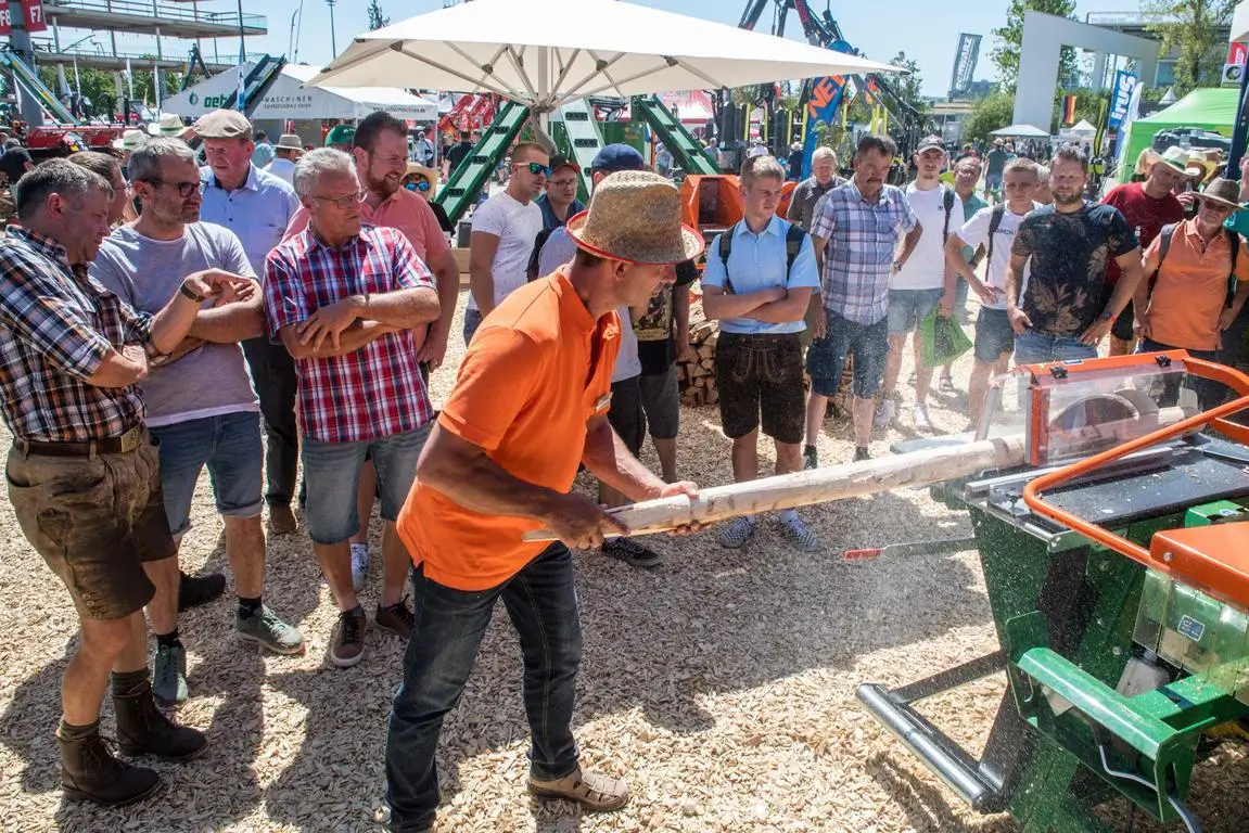 Strengthen global visibility banner