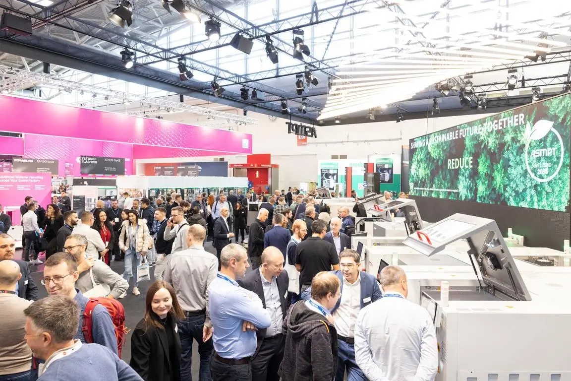 Explore the full market banner