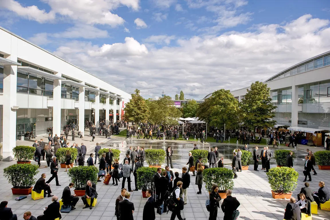 Messe München exhibition grounds access